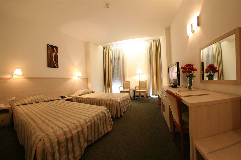 Savoy Hotel Timişoara Eksteriør billede